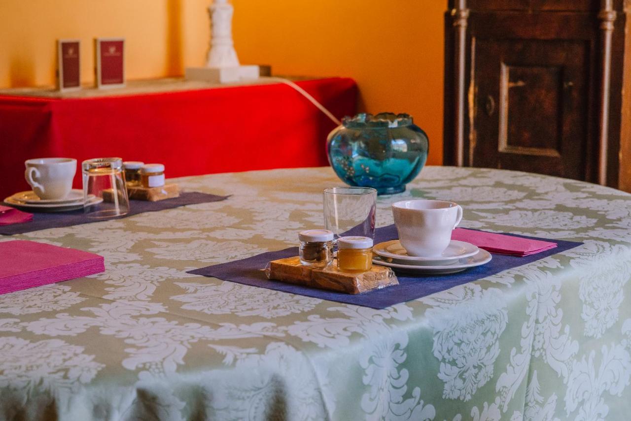 Palazzo Romani Adami Fermo Extérieur photo