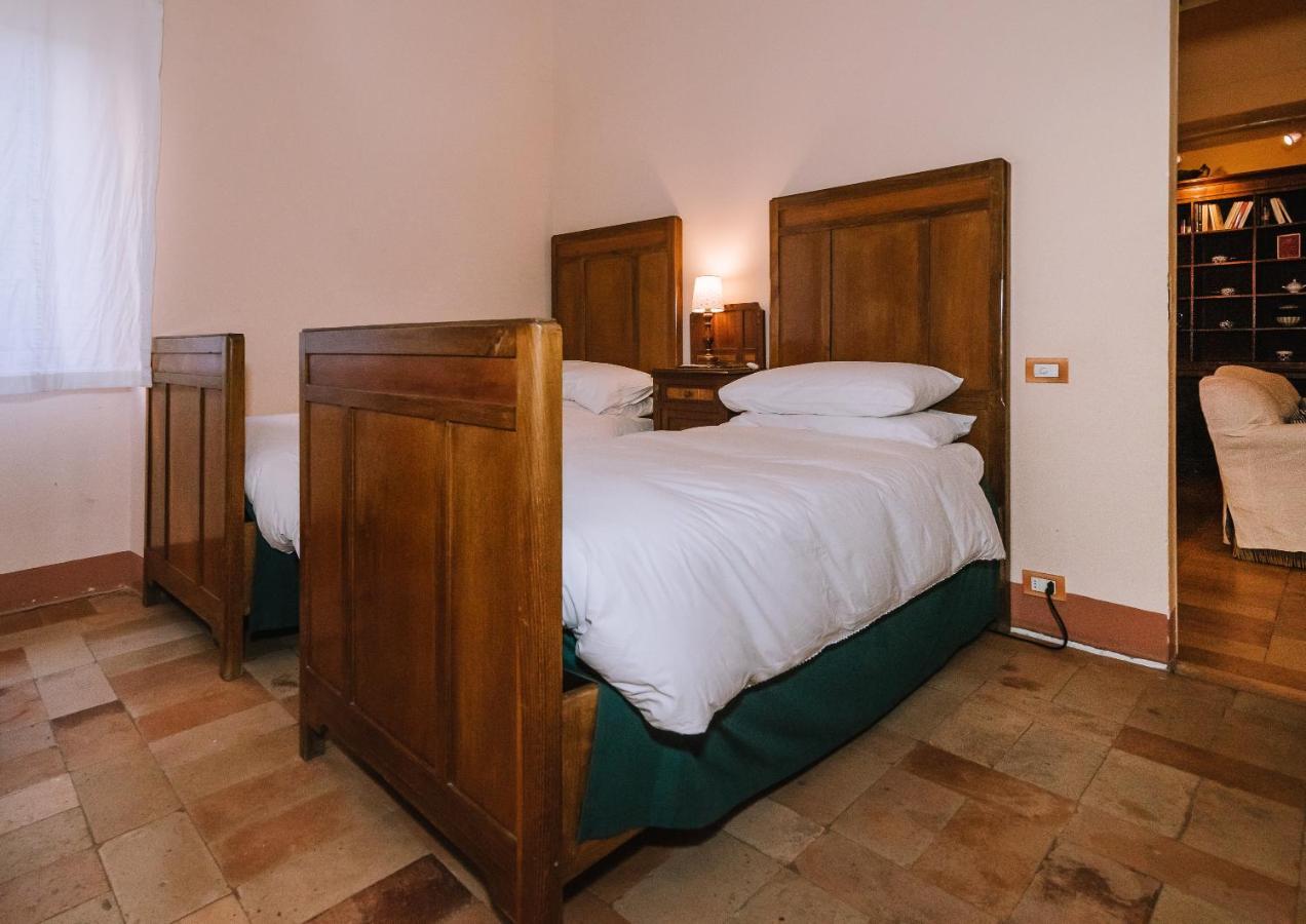Palazzo Romani Adami Fermo Extérieur photo