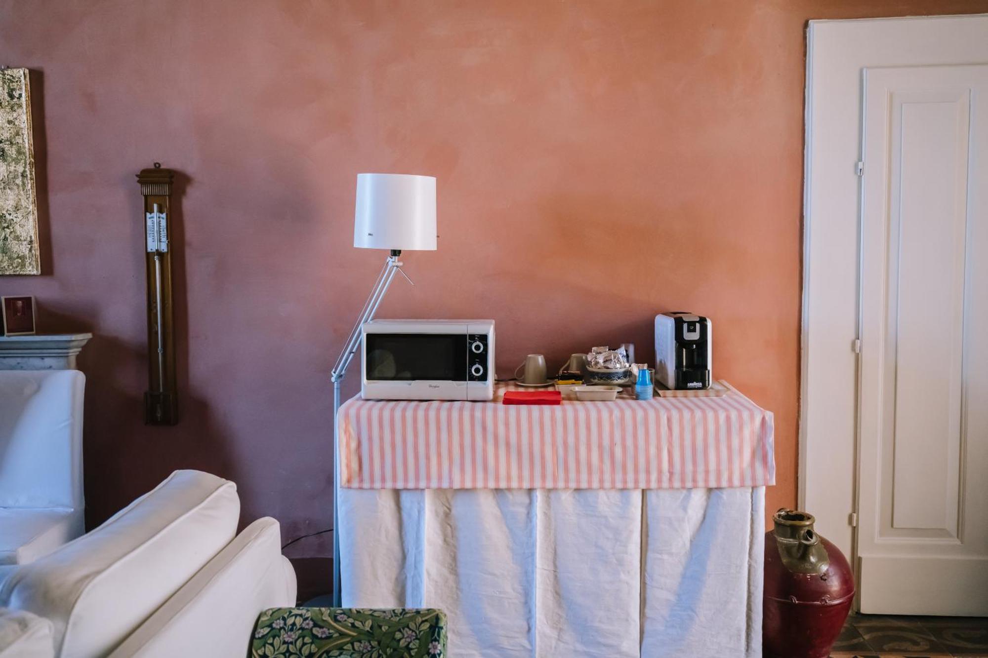 Palazzo Romani Adami Fermo Extérieur photo