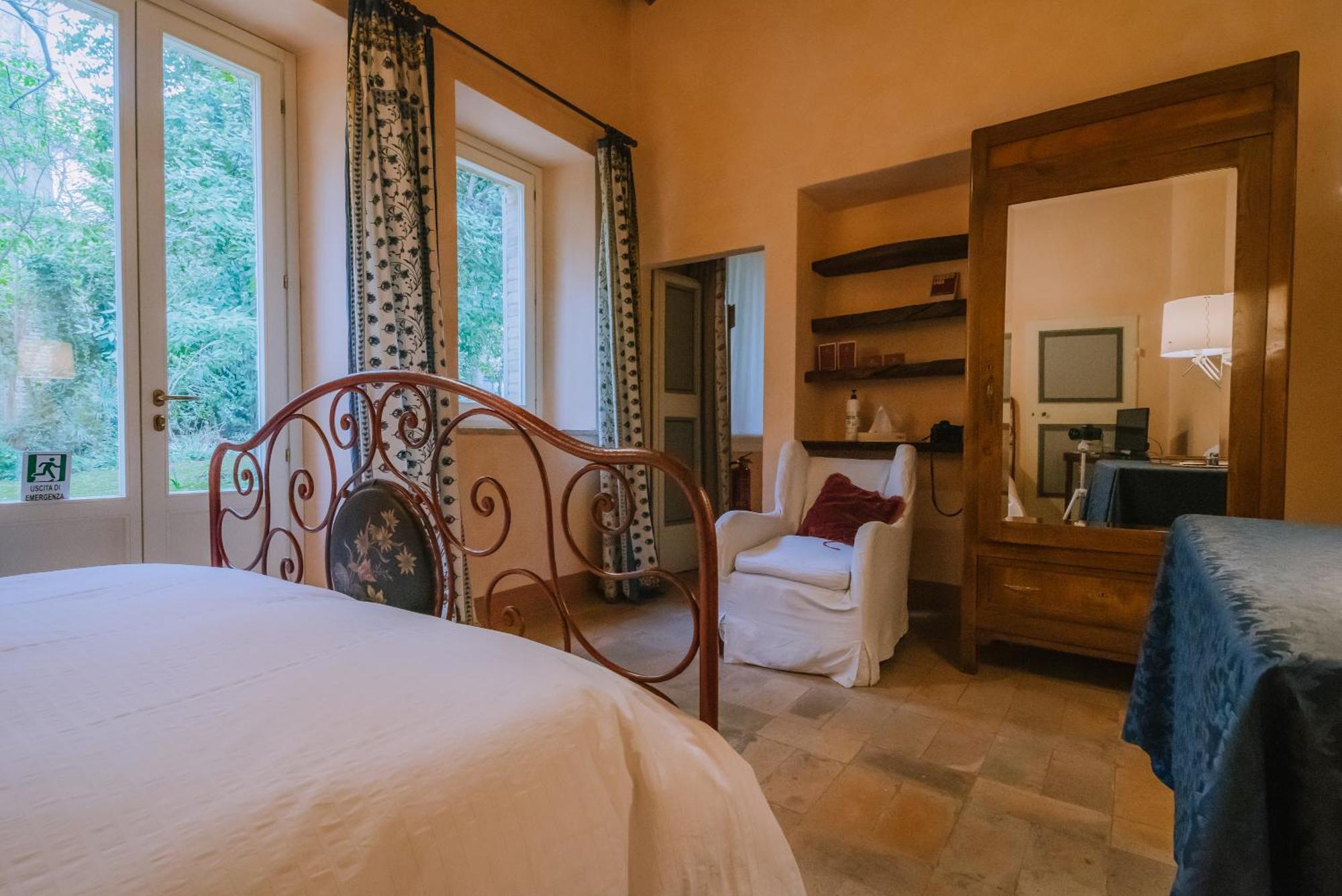 Palazzo Romani Adami Fermo Extérieur photo