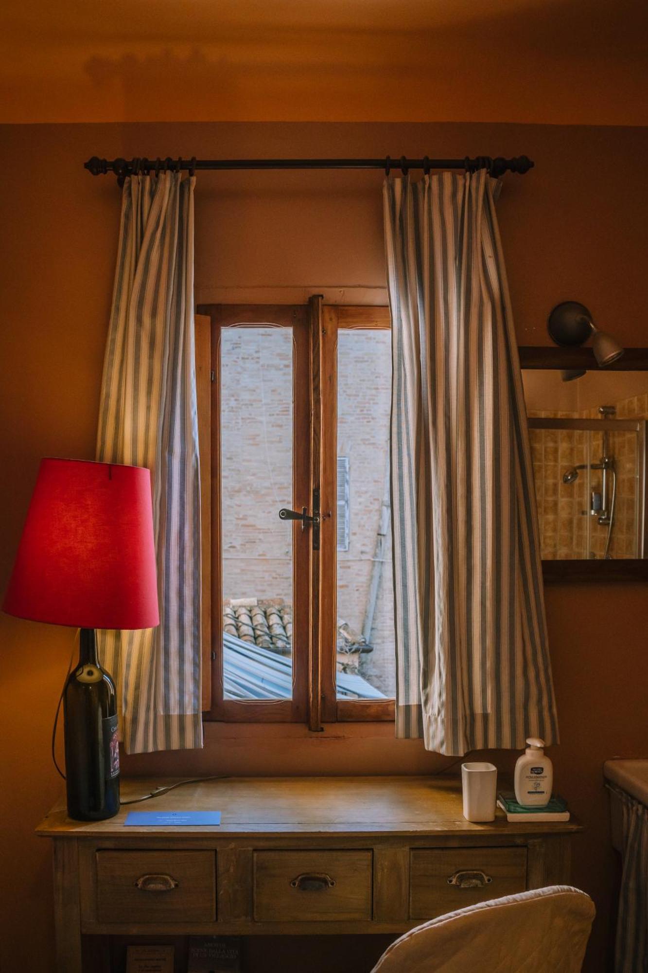 Palazzo Romani Adami Fermo Extérieur photo